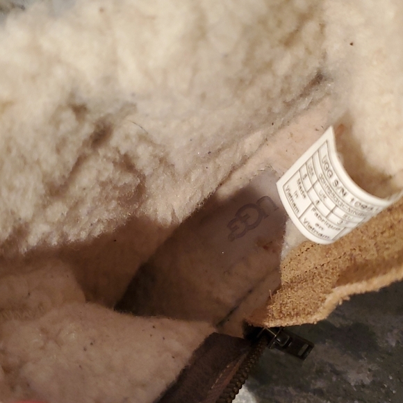 UGG boots Womens size 6 rugged wear sherpa lined - Picture 12 of 16
